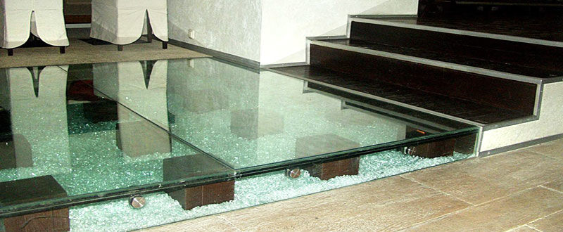 Стеклянные ступени и полы